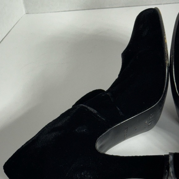 Prada Mary Jane Crushed Velvet Heels Women’s Size 38 - Picture 15 of 15